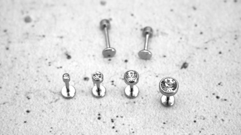 Silber Piercing/Labret/Medusa Chirurgenstahl - 1C/18 von LeelaArtandJewellery