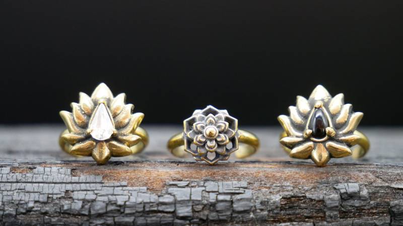 Zehenring Mit Schmuckstein - N7 von LeelaArtandJewellery