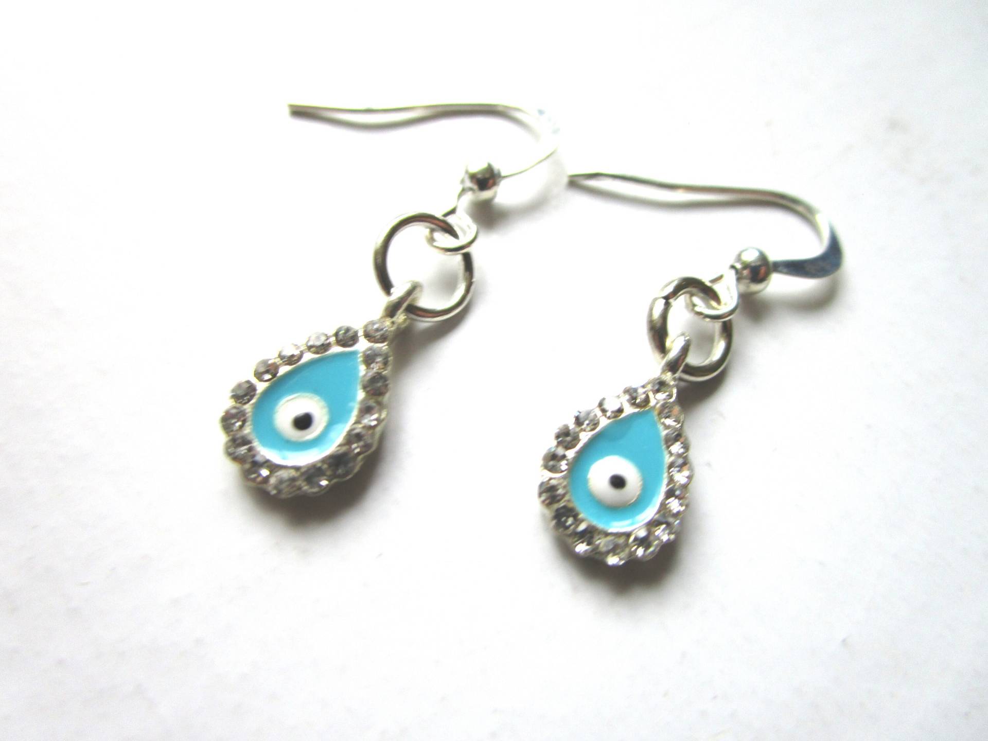 Blau Silber Ton Tropfen Auge Ohrring - Edelstahl Draht Kristall Bösen Blick Baumeln Blau Silber Ton Tropfen Auge Ohrring - Edelstahl Draht Kristall Bösen Blick Baumeln von LeeliaSupplyVintage