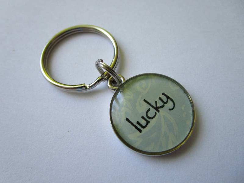 Silber Ton Reißverschluss Anhänger Glücksbringer Pull Schlüsselanhänger Charm Silber Ton Reißverschluss Anhänger Glücksbringer Pull Schlüsselanhänger Charm von LeeliaSupplyVintage