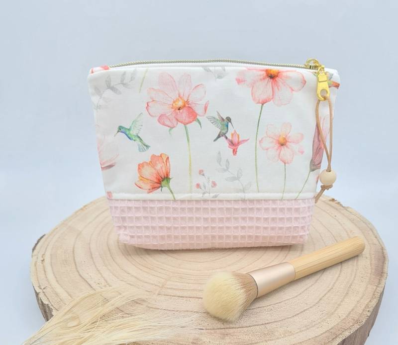 Kosmetiktasche Rosa Kolibri Blumen Punkte Waffelpique Beauty Bag Make-Up Wellness Schminktasche Unikat Schminktäschchen Utensilo Mädchen von LeeneNaeht