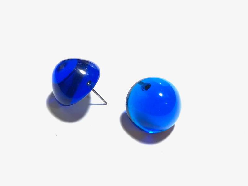 Aqua Blau Große Gewölbte Gumdrop Knopf Ohrstecker Aqua Blau Große Gewölbte Gumdrop Knopf Ohrstecker von Leetie