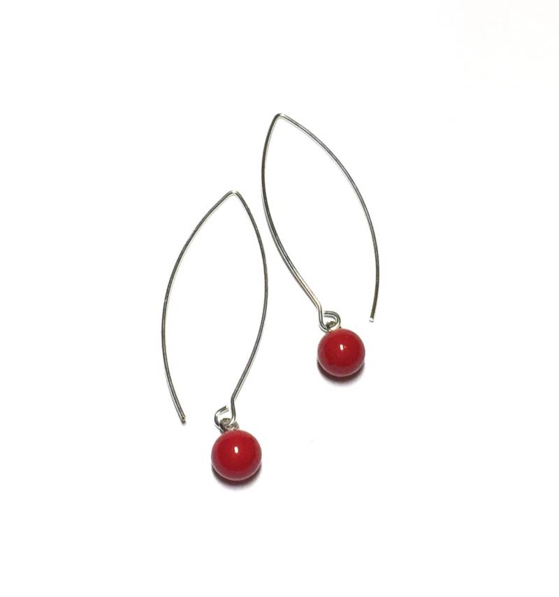 Kirschrote Raindrop Ohrringe von Leetie