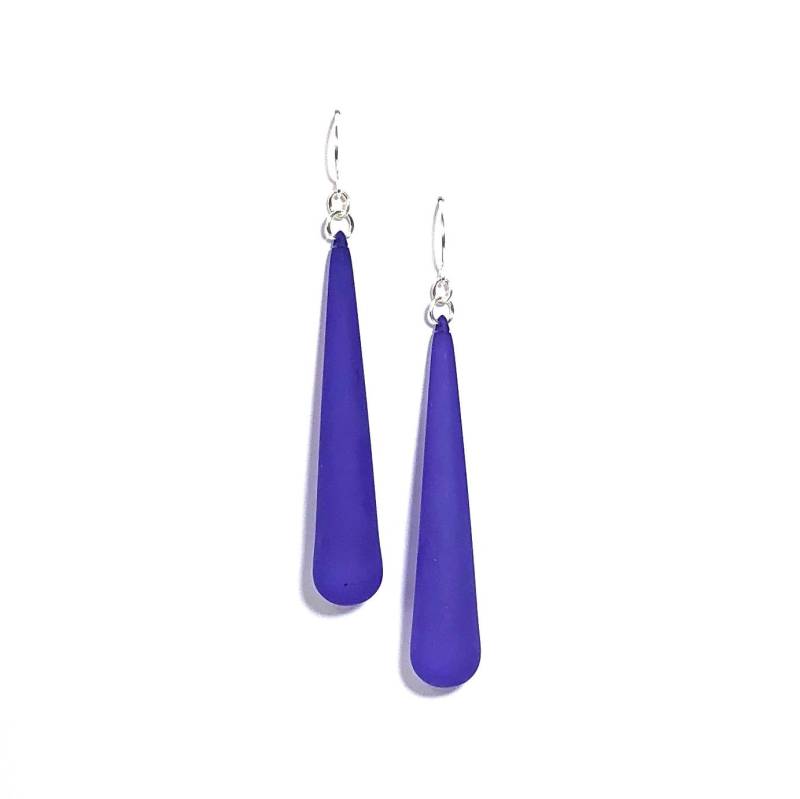 Lange Gefrostete Lucite Teardrop Ohrringe Von Cobalt Blue - Handgefärbte Vintage Statement von Leetie