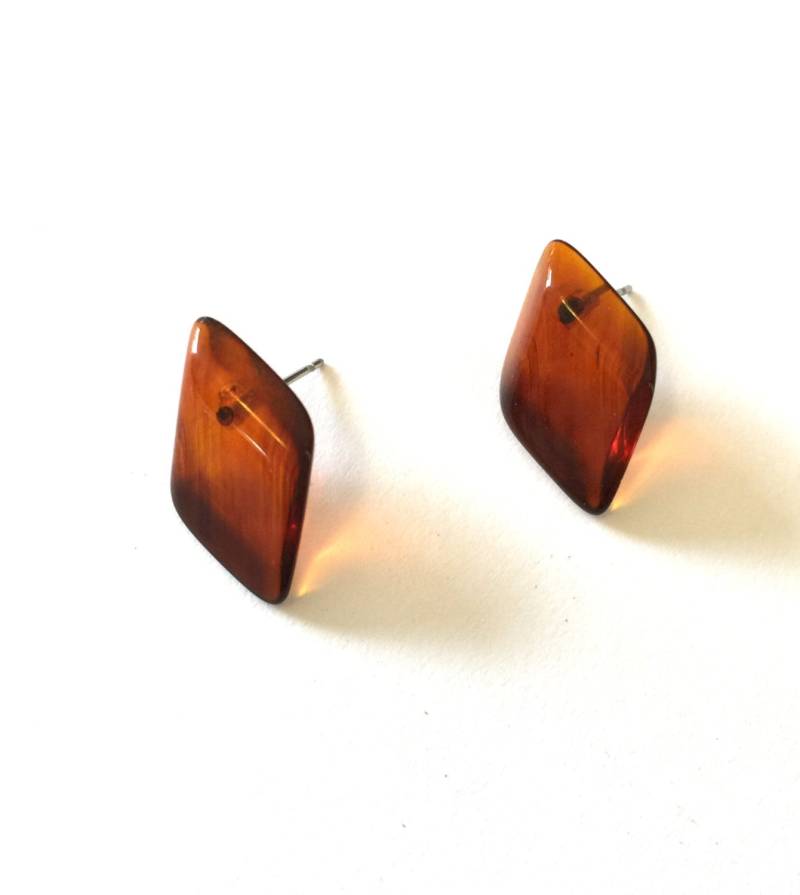 Schildkröte Marmorierte Vintage Schiebediamanten Lucite Post Ohrringe von Leetie