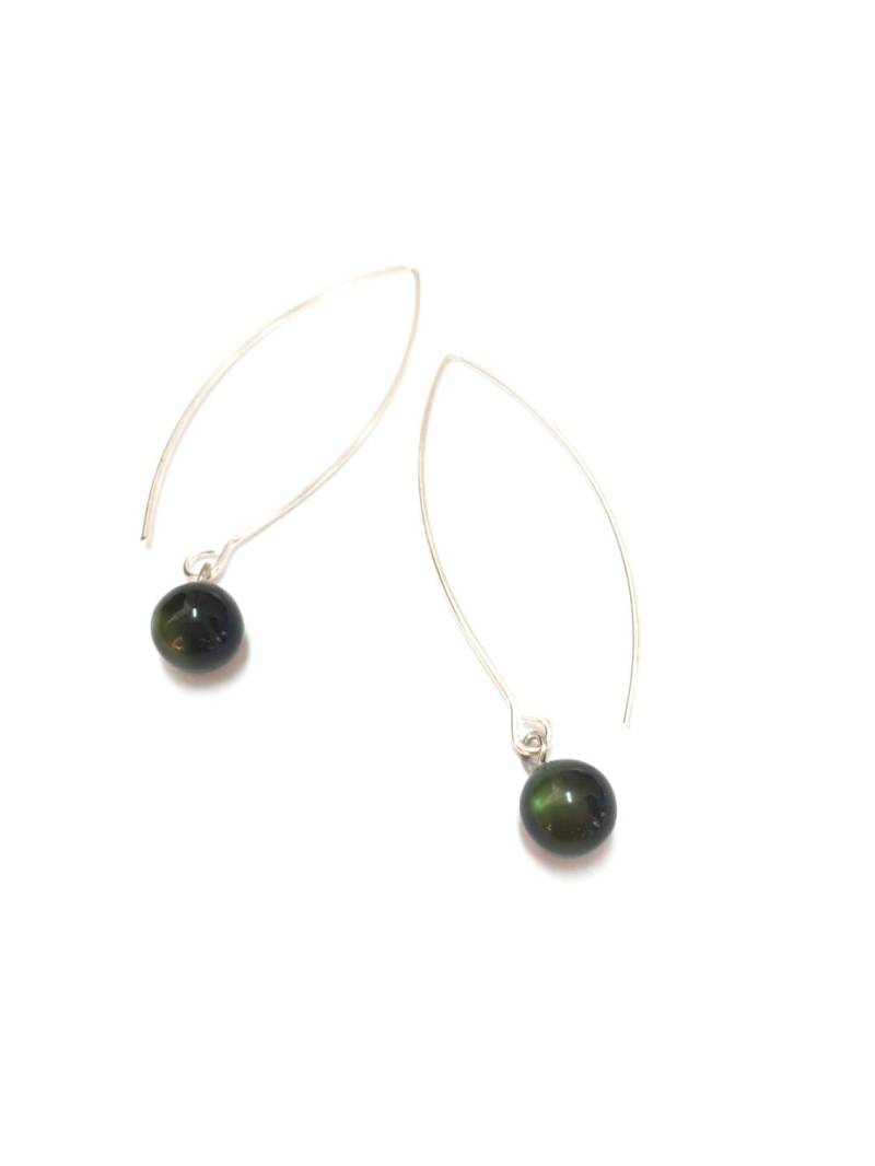 Waldgrüne Mondschein-Regentropfen-Ohrringe - Hergestellt Aus Vintage-Luzit-Schmuck von Leetie