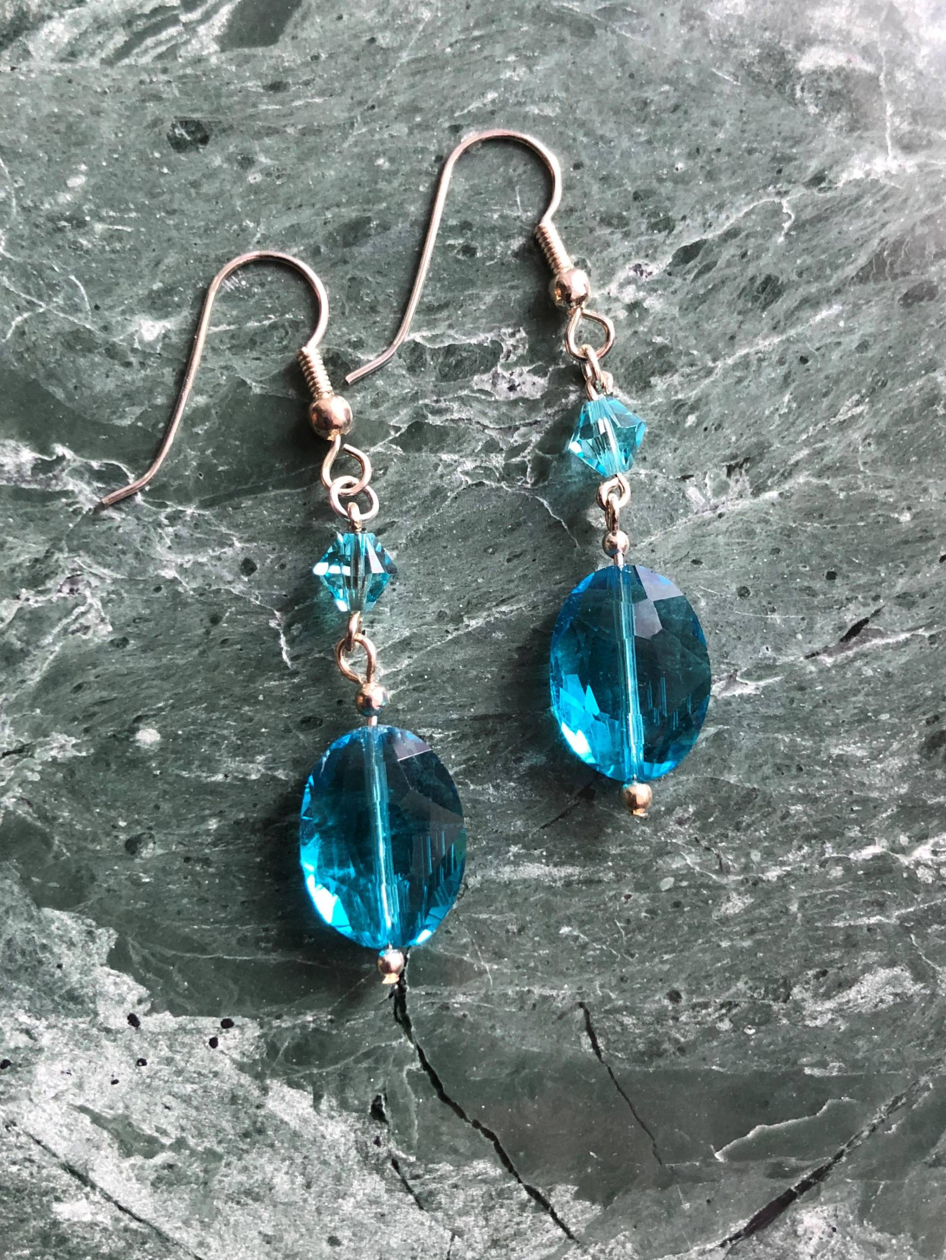 Aqua Marine Kristallohrringe Aqua Marine Kristallohrringe von Lefurnari