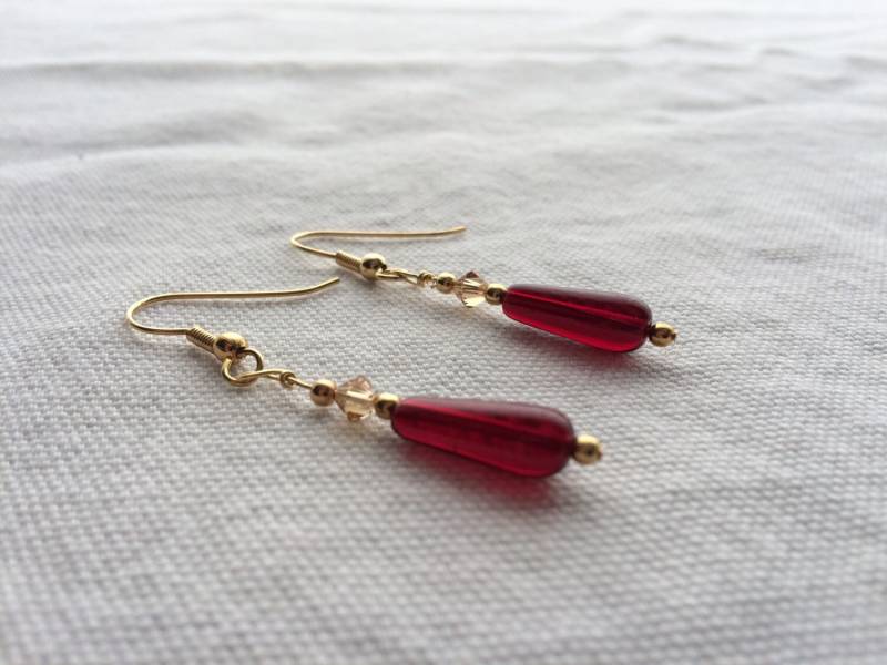 Ohrringe-Granat-Teardrop-Champagner-Tschechisch-Kristall-Dangles-Hooked-Valentinstag Geschenk Ohrringe-Granat-Teardrop-Champagner-Tschechisch-Kristall-Dangles-Hooked-Valentinstag Geschenk von Lefurnari
