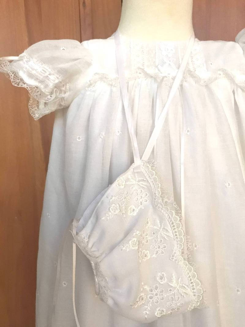 Heirloom Style Neues Taufkleid Und Haube, Antikes Puppenkleid von LegacyNLace
