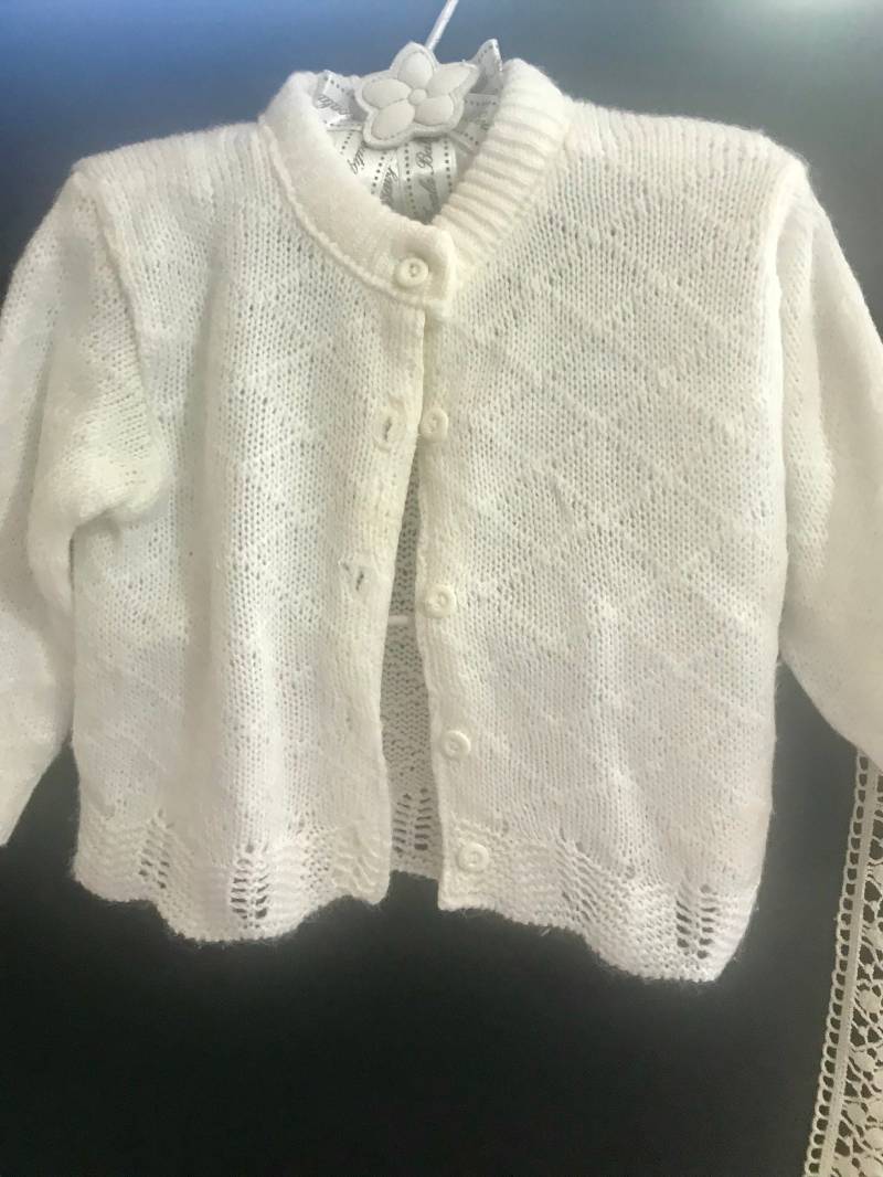 Vintage Gesteppte 1960Er Baby Strickjacke von LegacyNLace