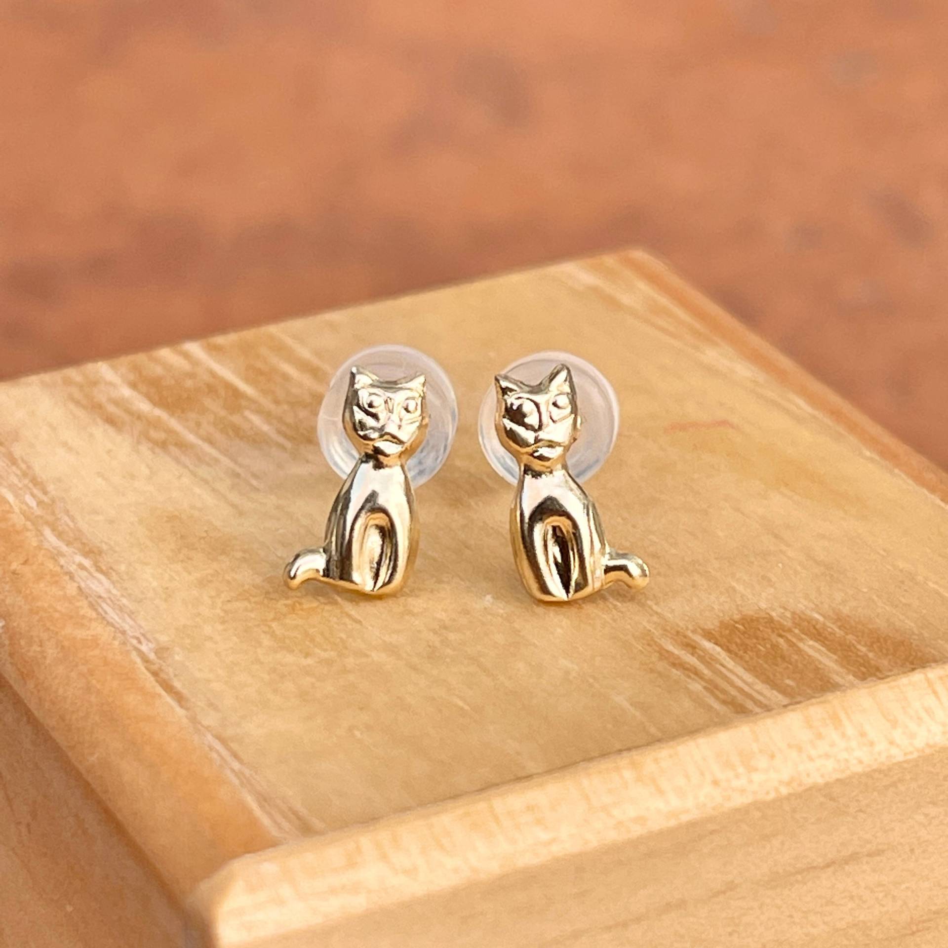 14Kt Gelbgold Sitzen Kitty Katze Umriss Post Ohrstecker Neue Mini Größe von LegacySaintJewelry