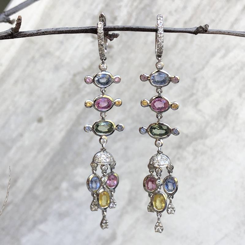 Seltene 18Kt Weißgold Pave Diamant & Pastellfarben Blau, Gelb, Grün, Und Rosa Saphir Ohrringe Kronleuchter Drop Dangle Nachlass H. Weiss von LegacySaintJewelry