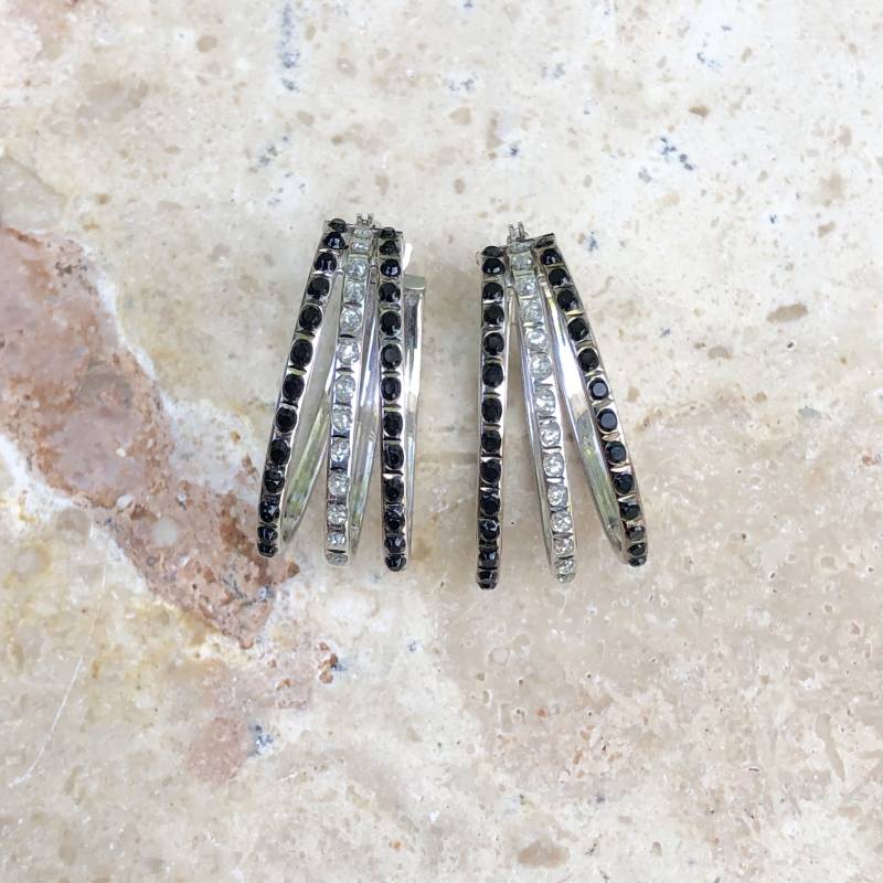 Vintage 14Kt Weißgold Schwarz + Weiß Diamant Oval Huggie Hoop Ohrringe von LegacySaintJewelry