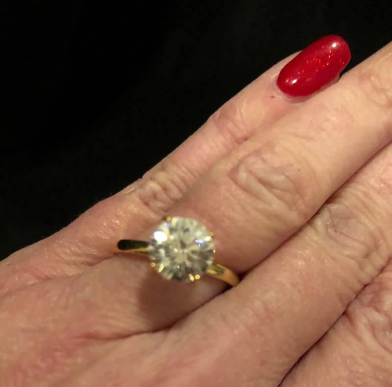 Wunderschöner Vintage Gold Und Kristall/Faux Diamant Verlobungs-style Ring, Größe 56 Wunderschöner Vintage Gold Und Kristall/Faux Diamant Verlobungs-style Ring, Größe 56 von LegacyTreasuresGifts