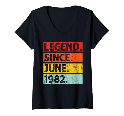 Damen 44th Birthday Gifts Legend Since June 1982 44 Years Old T-Shirt mit V-Ausschnitt Damen 44th Birthday Gifts Legend Since June 1982 44 Years Old T-Shirt mit V-Ausschnitt von Legend Since June 1982 Vintage Gifts Men Women Tee
