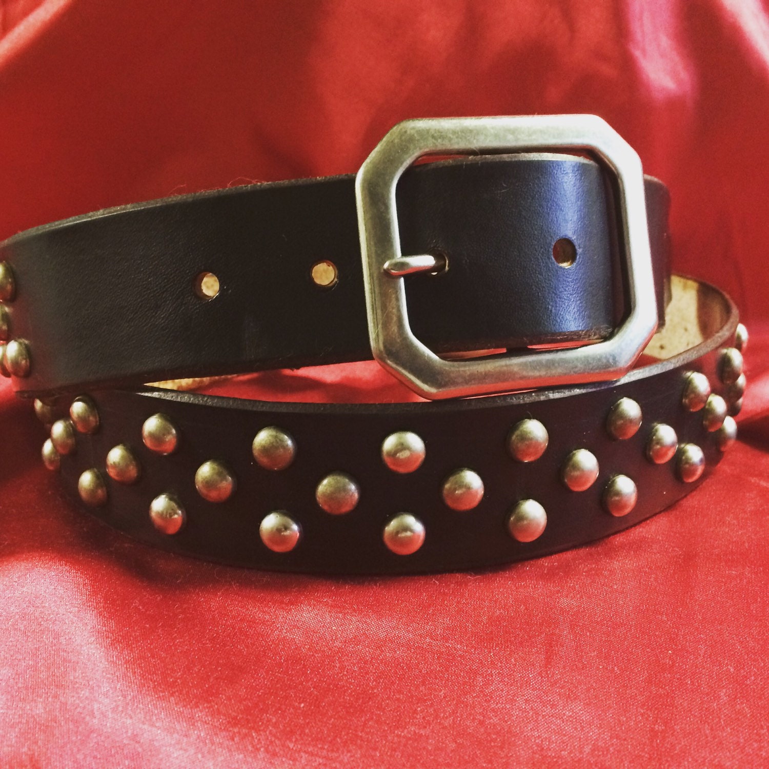 77Er Punk/Rocker Nietengürtel 77Er Punk/Rocker Nietengürtel von Legendaryvintage