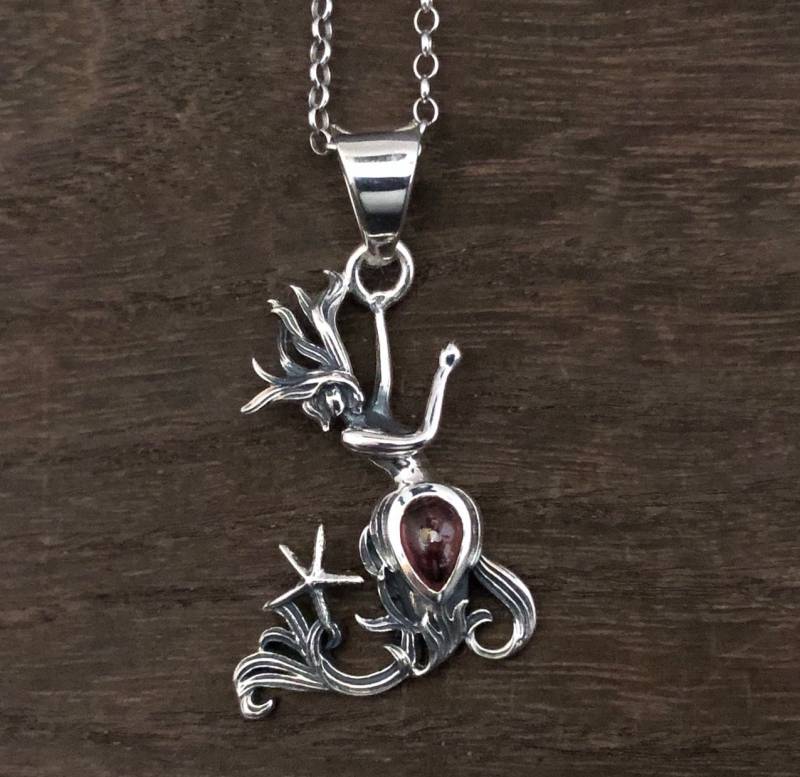 sterling Silber Meerjungfrau Anhänger Mit Turmalin Und Seestern von LegendsSilver