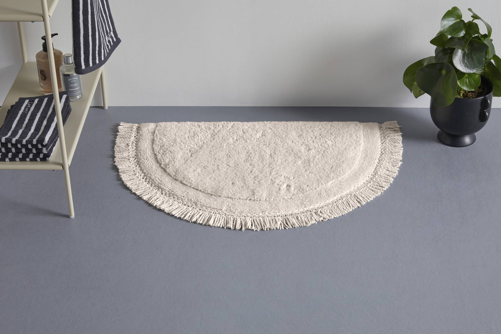 LeGer Home by Lena Gercke Badematte "Tamsin, Badvorleger, Badezimmer Teppich" Höhe 20 mm fußbodenheizungsgeeignet  strapazierfähig mit Fransen, Badteppich, Badematte, Baumwolle von Leger Home By Lena Gercke