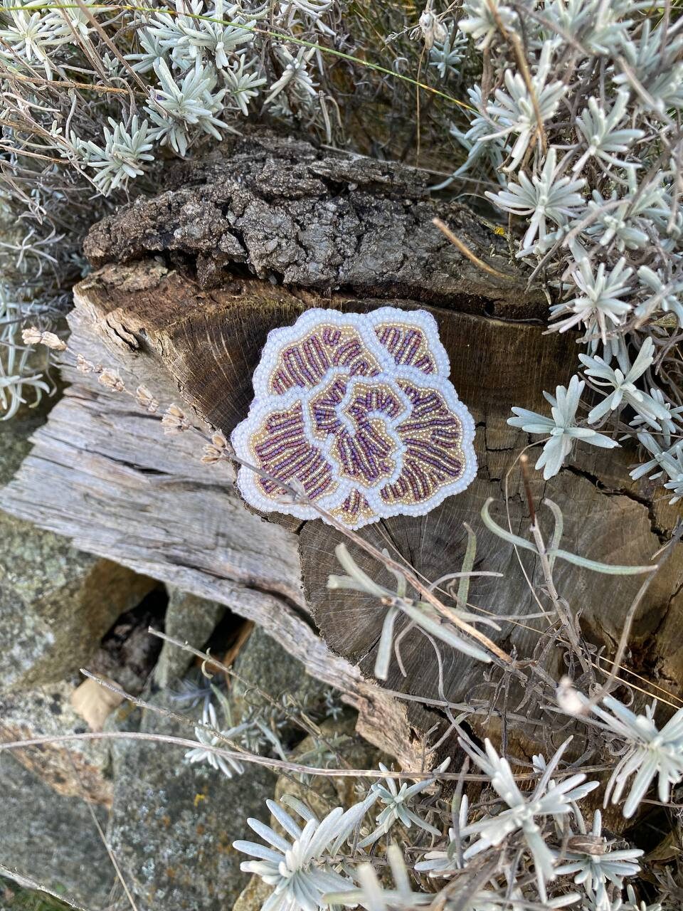 Split Kiemenpilz - Perlenbrosche | Perlenstickerei, Handgemachter Schmuck, Pin, Geschenk Für Naturliebhaber von LeiSolar