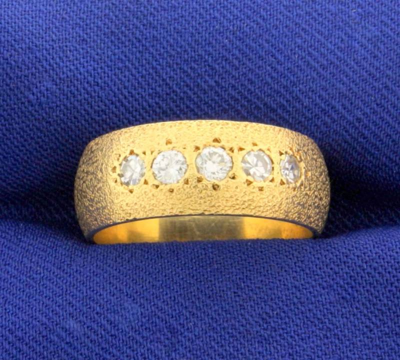 Bandring Aus 585Er Gelbgold Mit Sandstrahl-Finish von LeifJewelryCo