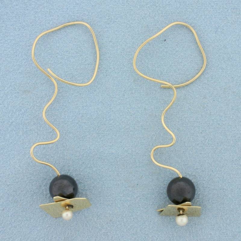 Handgefertigte Und Einzigartige Perlenohrringe Aus Gelbgold von LeifJewelryCo
