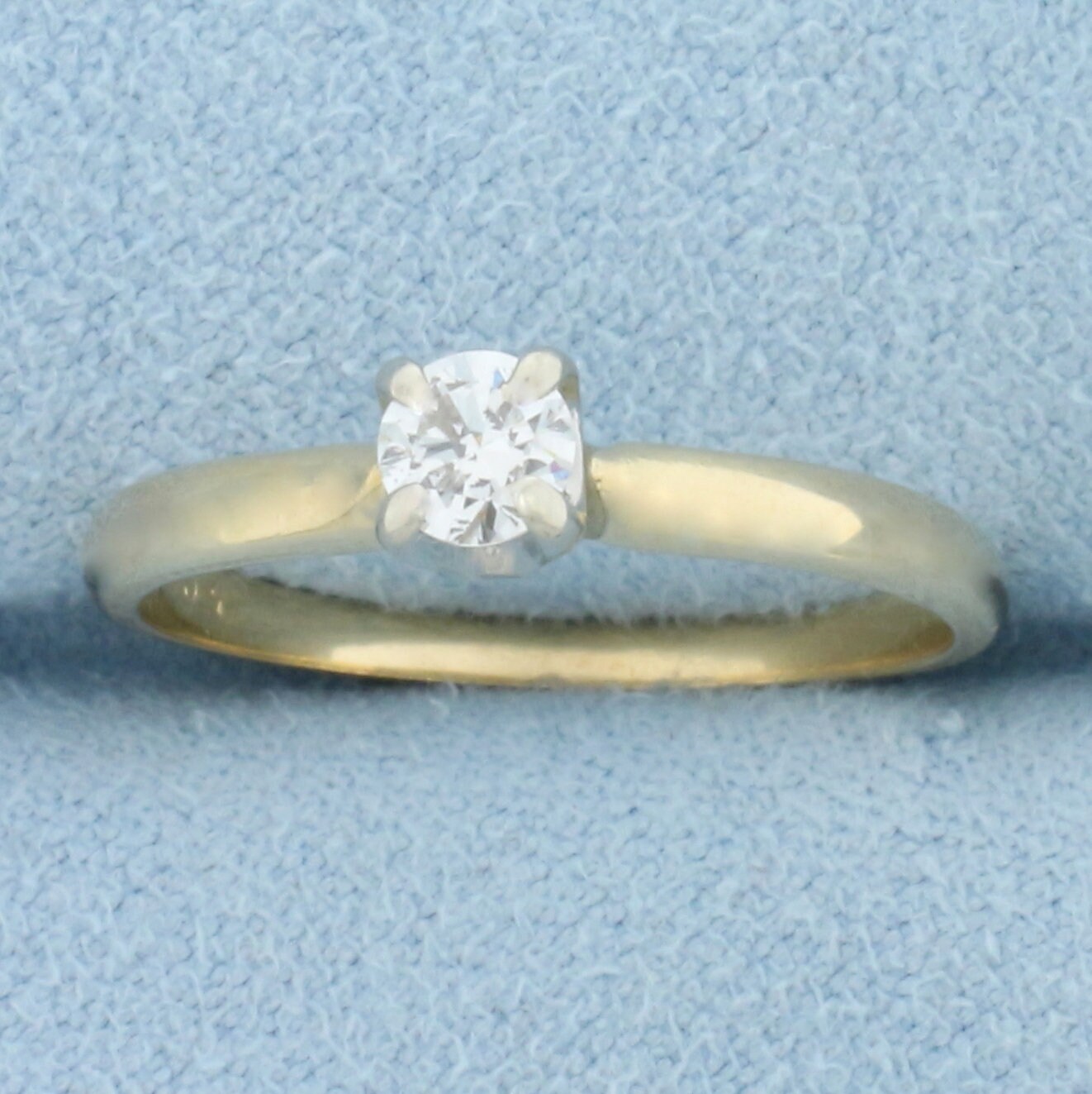 Solitär Diamant Verlobungsring in 14K Gelbgold von LeifJewelryCo
