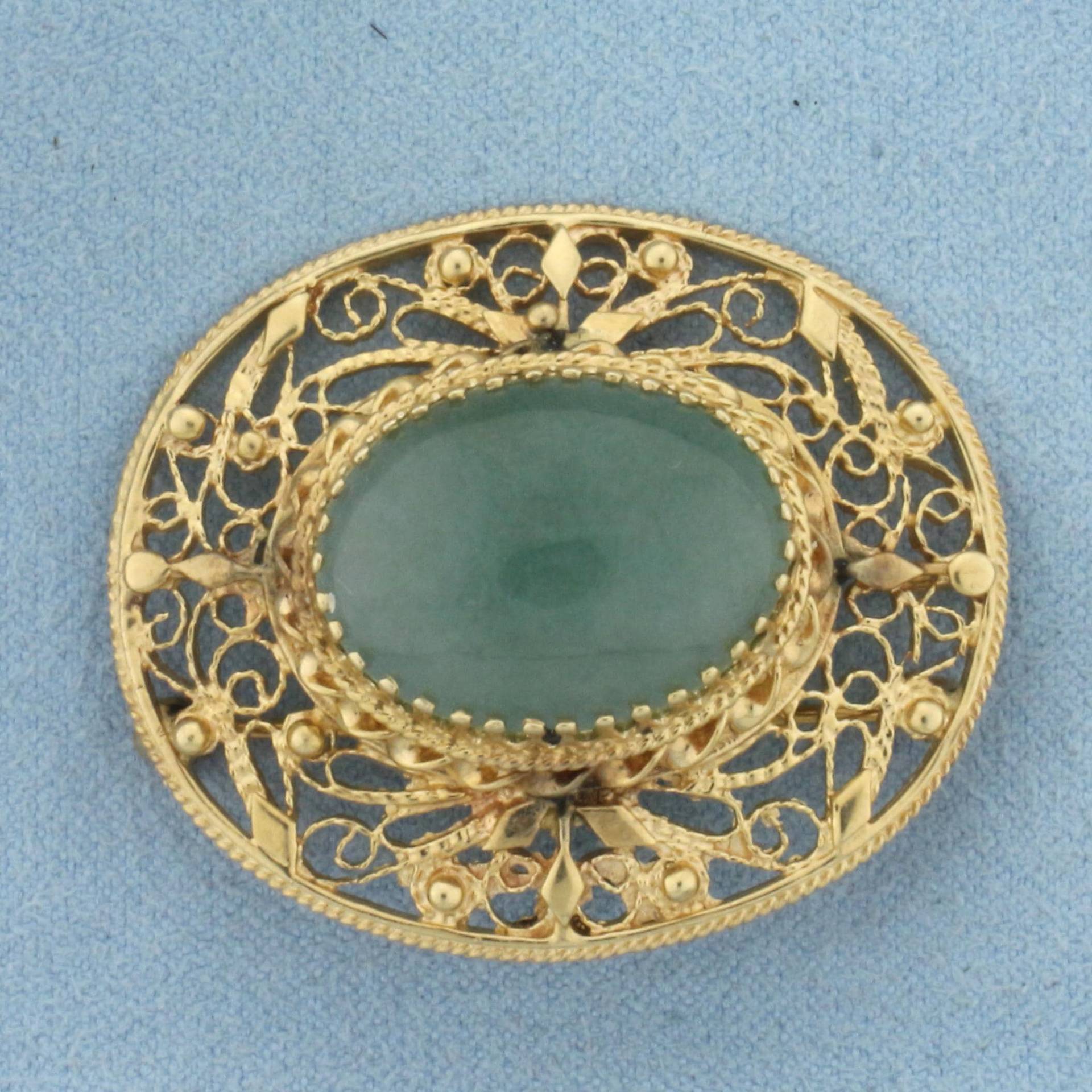 Vintage Designer Jade Filigran Anhänger Oder Pin in 14K Gelbgold von LeifJewelryCo