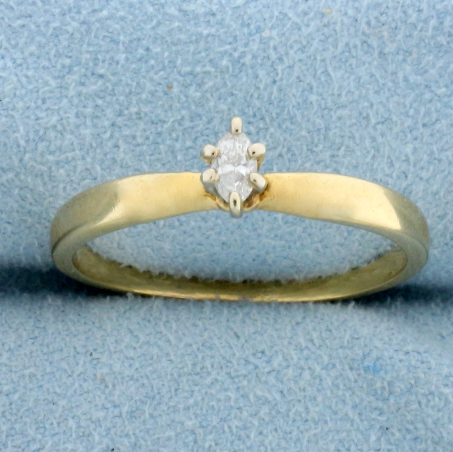 Vintage Marquise Solitär Diamant Verlobungsring in 14K Gelbgold von LeifJewelryCo