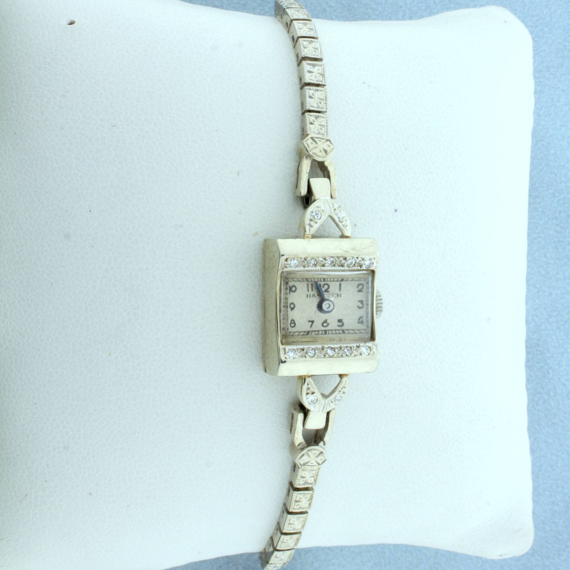 Vintage Womens Hampden Diamant Uhr in Solid 14K Weißgold von LeifJewelryCo