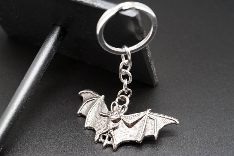 Fledermaus Schlüsselanhänger Aus Metall Fledermaus Schlüsselanhänger Aus Metall von LeifestyleDK
