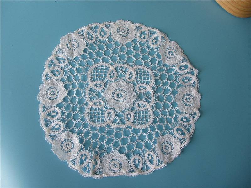 Nadel-Spitze-Applikation, Kreis Verknotet Netz Spitze, Baumwolle Faden Spitze Für Hochzeit, Haus, Weihnachten Nadel-Spitze-Applikation, Kreis Verknotet Netz Spitze, Baumwolle Faden Spitze Für Hochzeit, Haus, Weihnachten von Leileilita