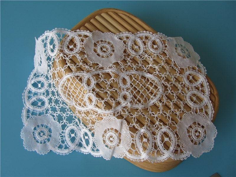 Nadel-Spitze-Applikation, Rechteck Geknotet Net Lace, Baumwolle Faden Spitze Für Hochzeit, Haus, Weihnachten Nadel-Spitze-Applikation, Rechteck Geknotet Net Lace, Baumwolle Faden Spitze Für Hochzeit, Haus, Weihnachten von Leileilita