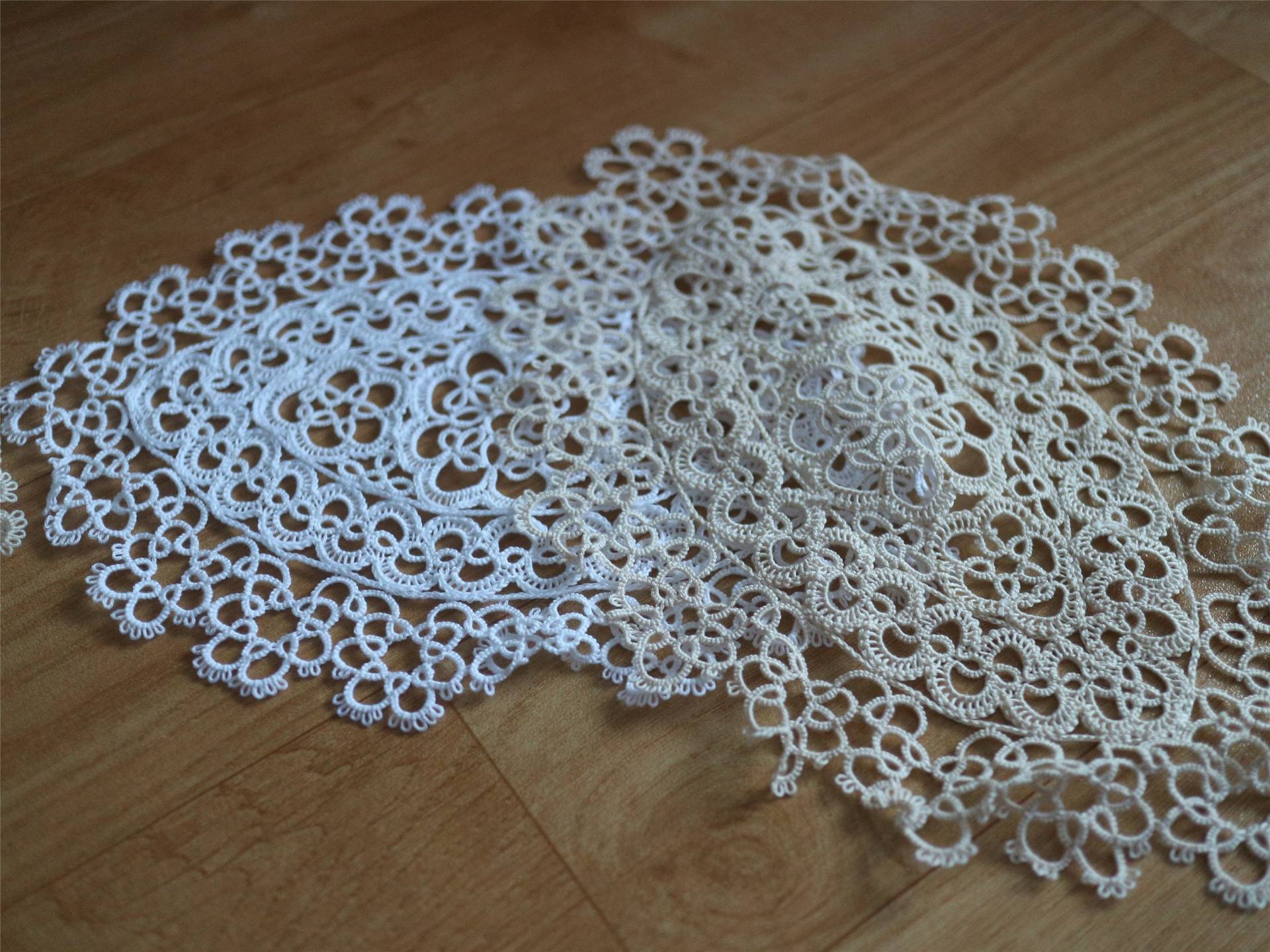 Shuttle Tatting Spitze Applikation, Baumwolle Diamant Spitze, Nadel Kreis Geknotet Net Lace Shuttle Tatting Spitze Applikation, Baumwolle Diamant Spitze, Nadel Kreis Geknotet Net Lace von Leileilita