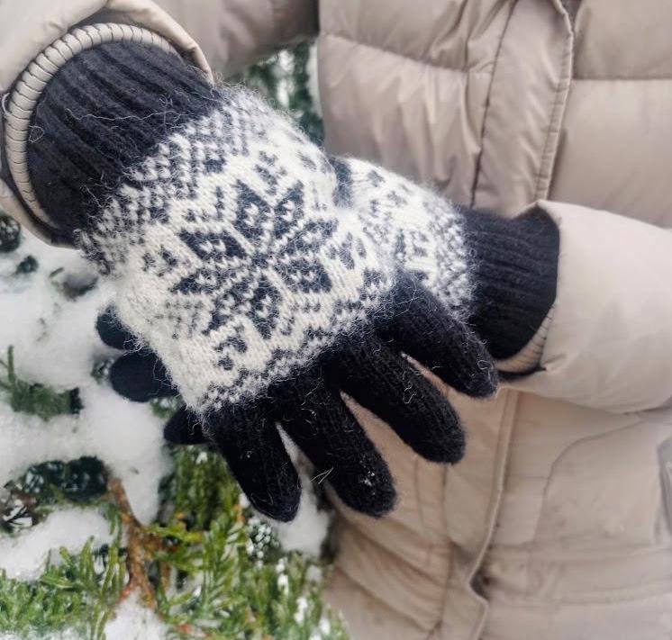 Gestrickte Handschuhe Norweger Wolle Angora Schwarz Weiß Beige Fingerhandschuhe Armstulpen Gestrickte Handschuhe Warm Weihnachten Strickware von LeinenFlair