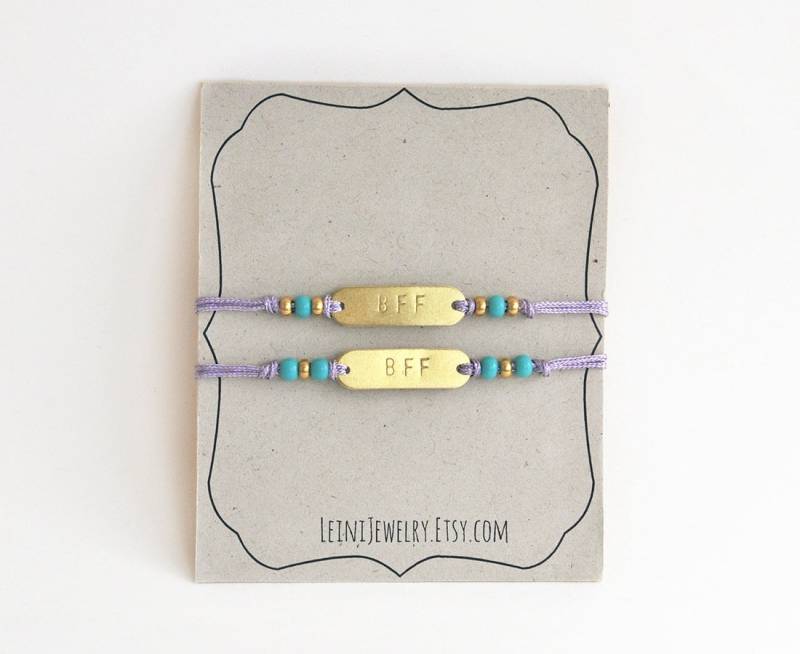 Freundschaftsbänder Mit Perlen Set, Hand Gestempelt Bff Armband Set in Lila Und Türkis, Geschenk Für Freunde von LeiniJewelry