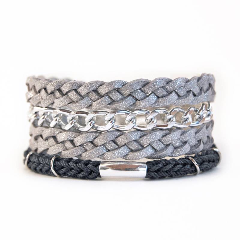 Geflochtene Wickeln Armband Mit Klopfkette, Kunstleder Wickeln Armband, Silber Und Grau von LeiniJewelry