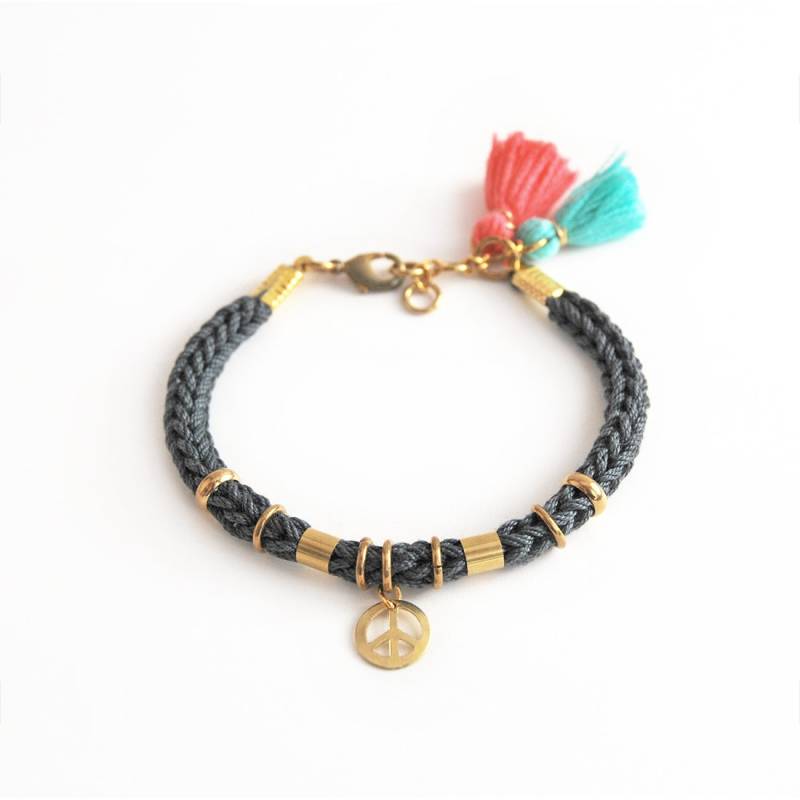 Quaste, Frieden-Armband, Grau Armband Mit Peace-Charm Und Quasten, Seil Peace-Charm, Hippie von LeiniJewelry