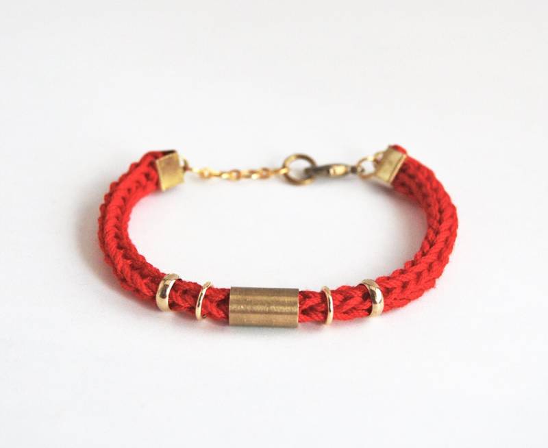 Rotes Armband Mit Schlauch Stricken Rot Armband, Schnur Rohr Stapelbar von LeiniJewelry