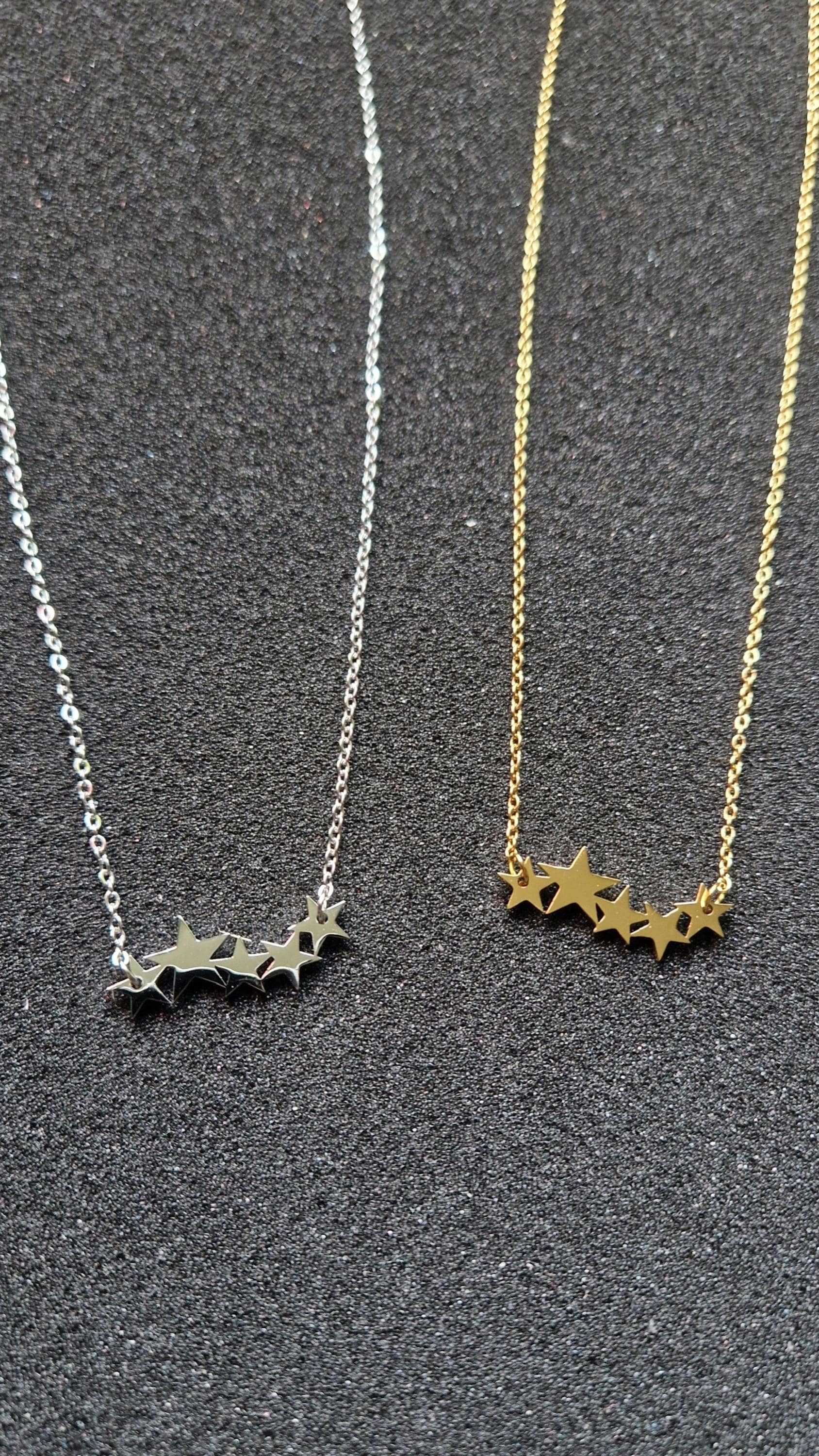 Schöne -Sternen - Halskette in Gold/Silber Aus Edelstahl, Kette, Schmuck, Minimalistisch, Star, Stern, Geschenk, Trend Schöne -Sternen - Halskette in Gold/Silber Aus Edelstahl, Kette, Schmuck, Minimalistisch, Star, Stern, Geschenk, Trend von LeisModeaccessoires