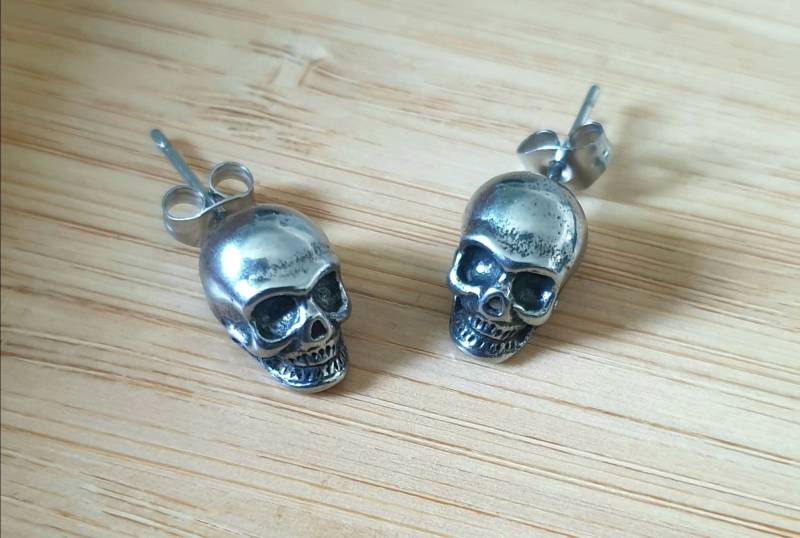 Totenkopf/Skull Ohrstecker Aus Edelstahl Totenkopf/Skull Ohrstecker Aus Edelstahl von LeisModeaccessoires