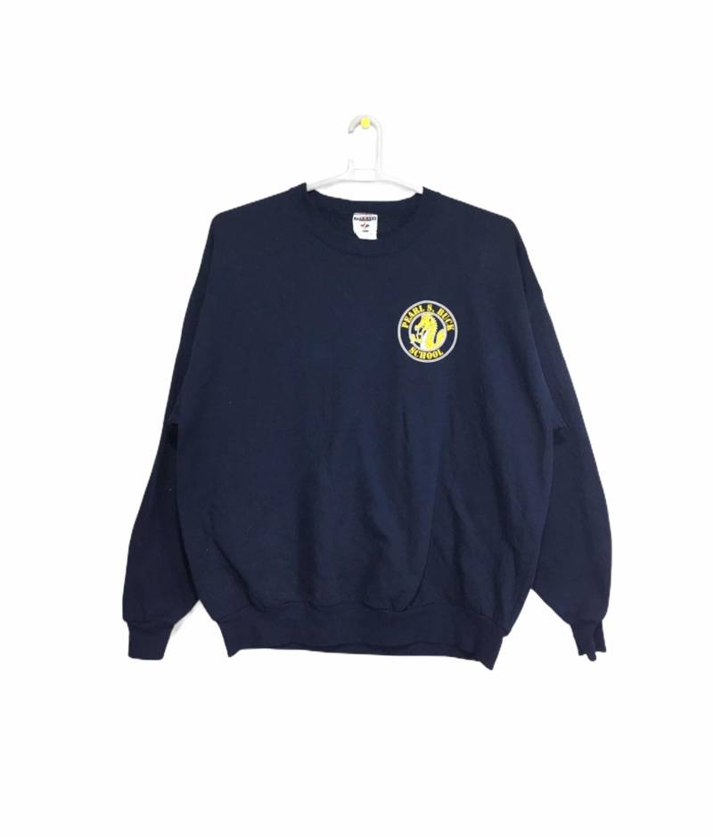 Vintage Pearl Buck Schulsweatshirt Vintage Pearl Buck Schulsweatshirt von LeisureVintageStore