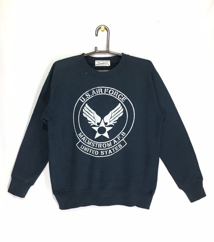 Vintage Us Air Force Usaf Malmstrom A.f.b Montana Sweatshirt Vintage Us Air Force Usaf Malmstrom A.f.b Montana Sweatshirt von LeisureVintageStore