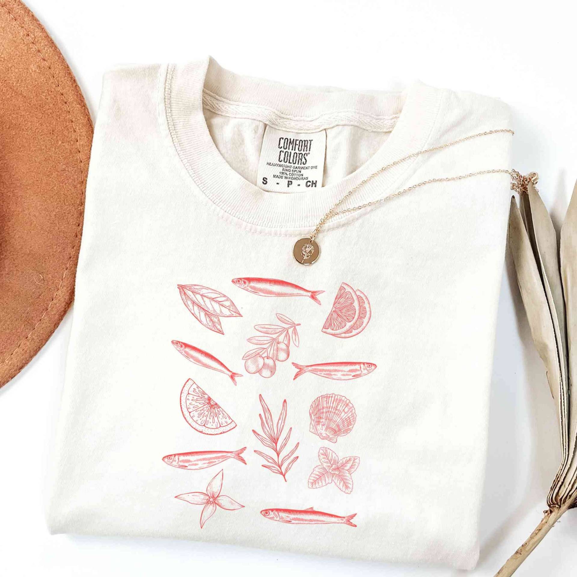 Dosed Fisch Shirt, Italienisch Sommer Sardinen La Dolce Vita, Tomate Mädchen Sommer, Ozean Inspiriert Stil, Sardinen, Köche Kuss, T-Shirt Dosed Fisch Shirt, Italienisch Sommer Sardinen La Dolce Vita, Tomate Mädchen Sommer, Ozean Inspiriert Stil, Sardinen, Köche Kuss, T-Shirt von LeisurelyMoments