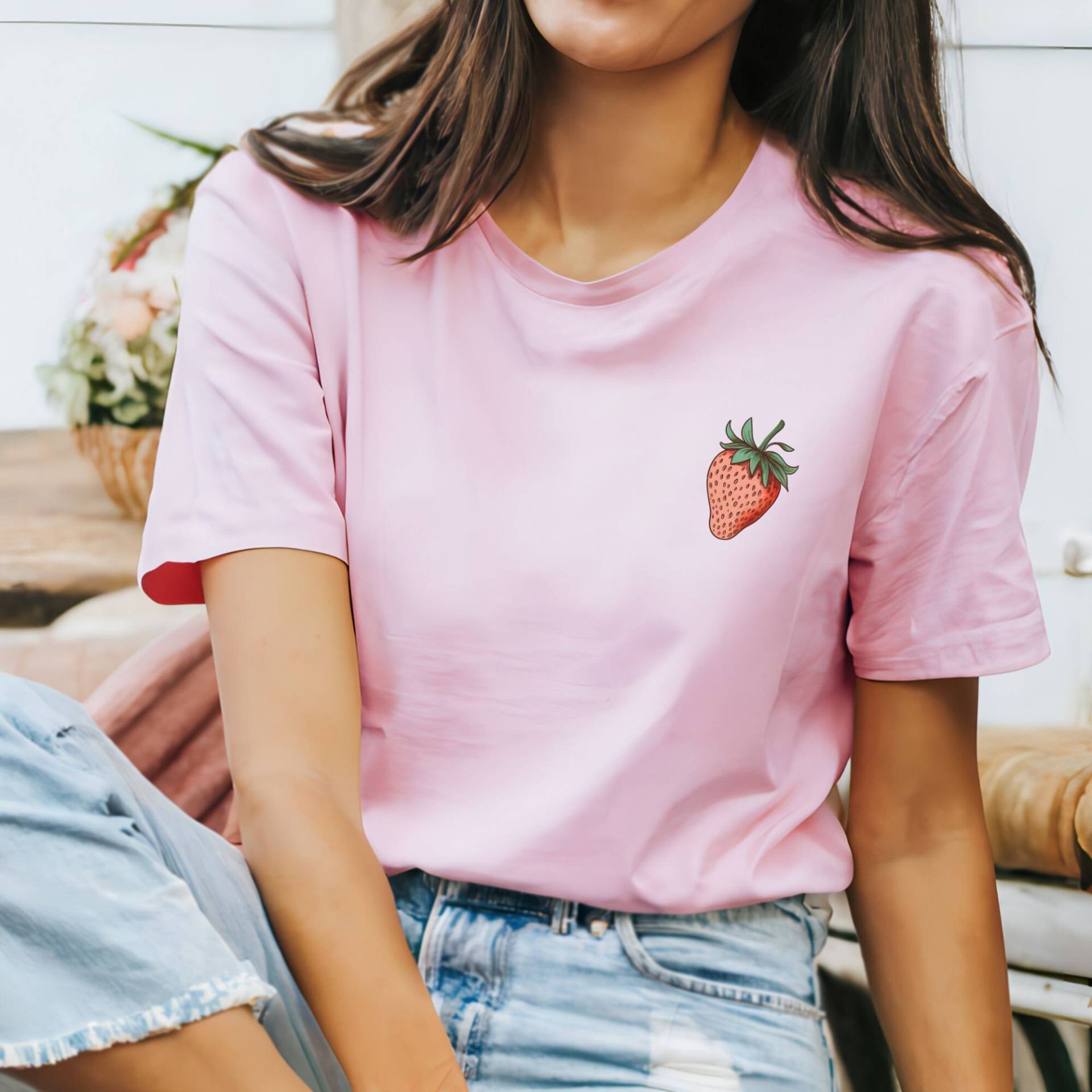 Erdbeer-Shirt, Erdbeer-Liebhaber-Geschenk, Coquette-Shirt, Coquette-T-Shirt, Coquette-Themaparty, Erdbeer-T-stück, Erdbeere, Coquette-Kleidung Erdbeer-Shirt, Erdbeer-Liebhaber-Geschenk, Coquette-Shirt, Coquette-T-Shirt, Coquette-Themaparty, Erdbeer-T-stück, Erdbeere, Coquette-Kleidung von LeisurelyMoments