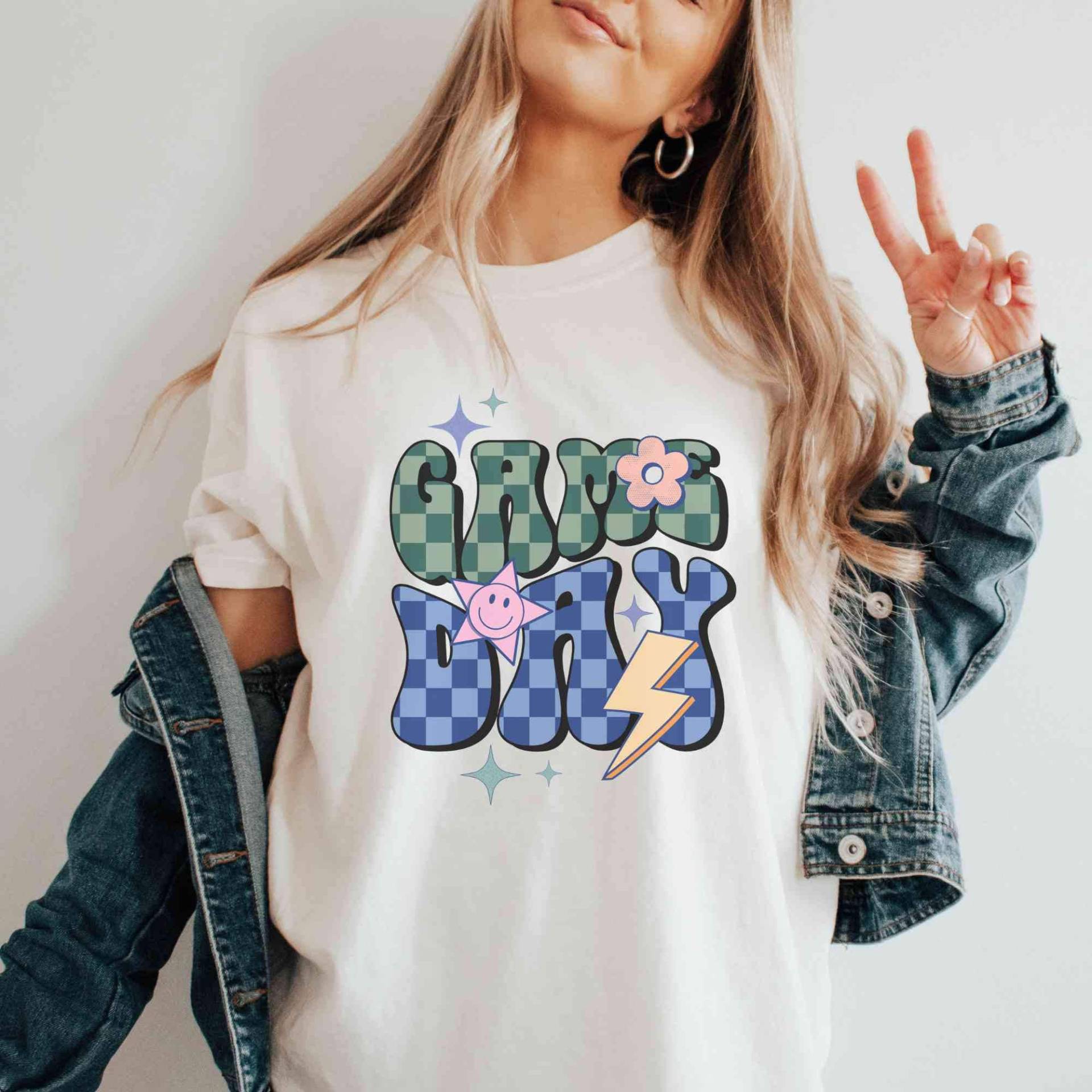 Fußball Freundin, Retro Shirt, Senior Football Mom, Mom Jersey, Touch Down Saison, Tis The Season Mama Fußball Freundin, Retro Shirt, Senior Football Mom, Mom Jersey, Touch Down Saison, Tis The Season Mama von LeisurelyMoments