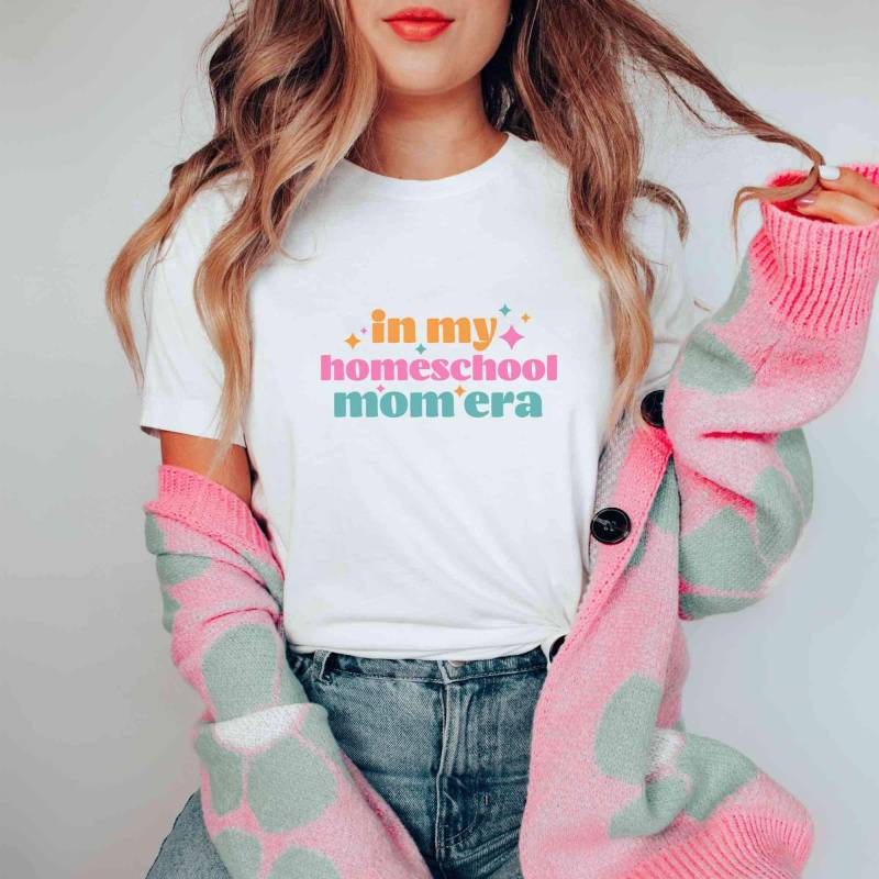 In Meiner Homeschool Ära, Shirt, Mom Shirts, Kleidung, Outfit, Shirt von LeisurelyMoments