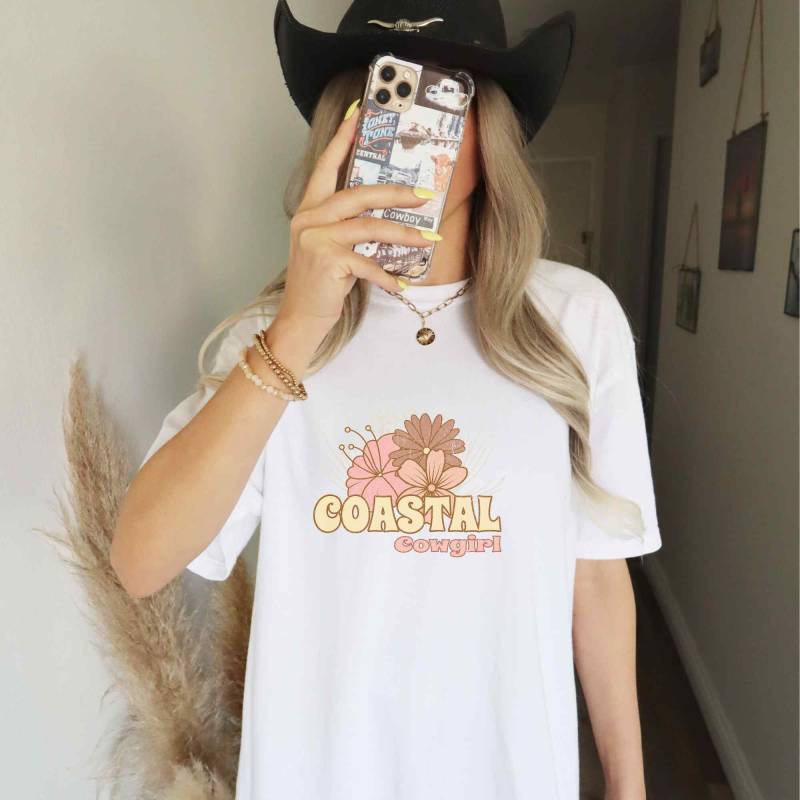Küsten-Oma, Küstenästhetik, Küsten-Cowgirl, Küsten-Cowgirl-Shirt, Rodeo-Shirt, Westliche Kleidung, Küsten-Cowgirl-T-Shirt Küsten-Oma, Küstenästhetik, Küsten-Cowgirl, Küsten-Cowgirl-Shirt, Rodeo-Shirt, Westliche Kleidung, Küsten-Cowgirl-T-Shirt von LeisurelyMoments