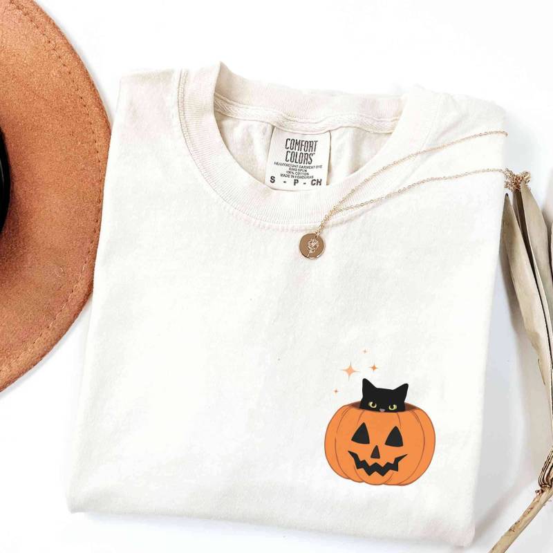 Schwarze Katze Kürbis Shirt, Katzenliebhaber Halloween Schwarze Tis The Season, Retro Herbst Komfort Farbe Shirt von LeisurelyMoments