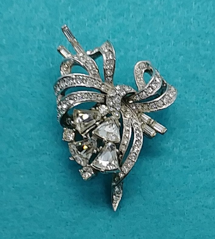 Antike Klar Strass Anhänger Brosche Schmuck Antike Klar Strass Anhänger Brosche Schmuck von LeizJewelsVintage