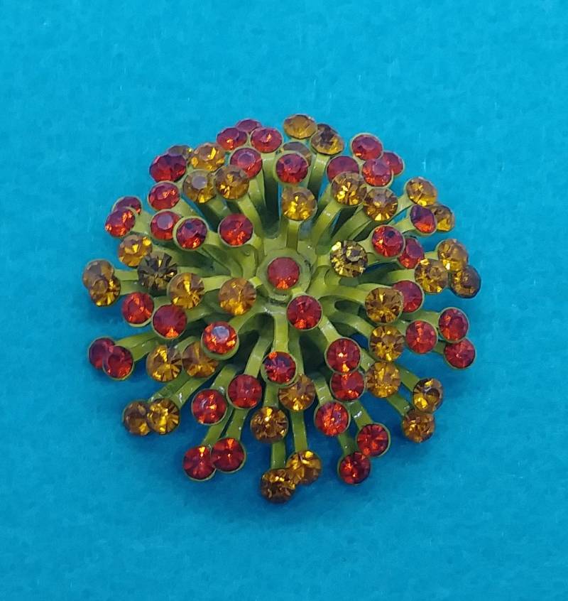 Jahrgang Stern Gelb-Orange Strass-Brosche von LeizJewelsVintage